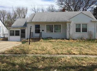 950 N Pinecrest Ave, Wichita, KS 67208