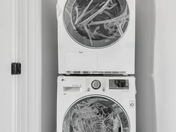 181 Court Street image 4 of 4