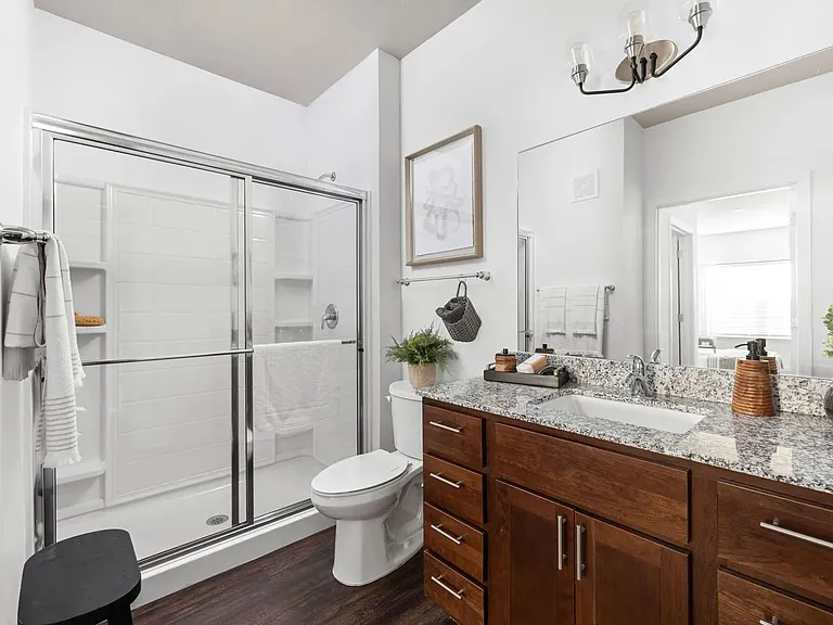 Union Club Apartments — Photo 11