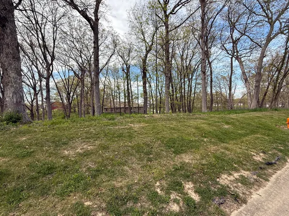 727 Druim Trl, Crown Point, IN 46307