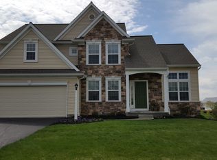 109 Lakeside Xing, Mount Joy, PA 17552