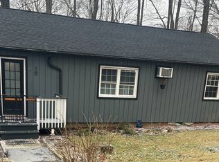 10 Brook Dr, New Fairfield, CT 06812