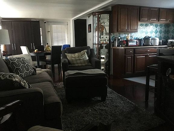 2nd image of 4721 SW 46th Way