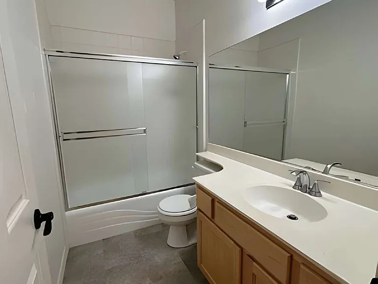 725 Asilo — Photo 14