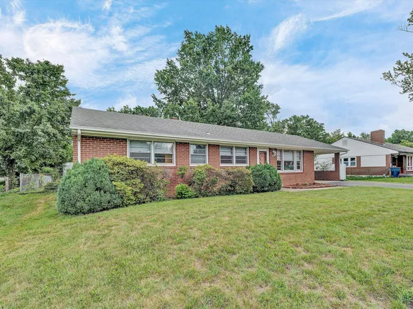 1619 Michael St NW, Roanoke, VA 24017