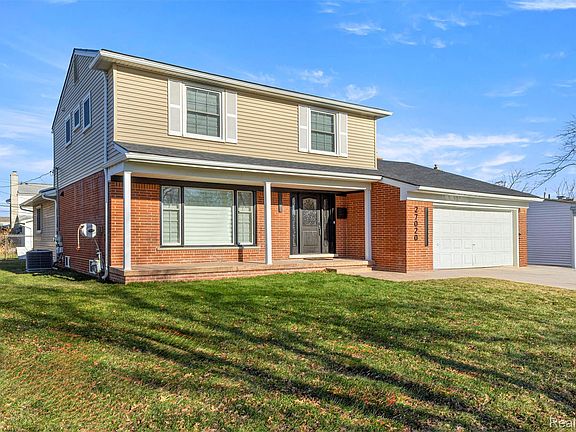 2nd image of 27020 Havelock Dr