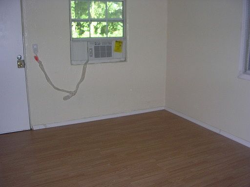 5th image of 1906 Cloverlawn Ave #B