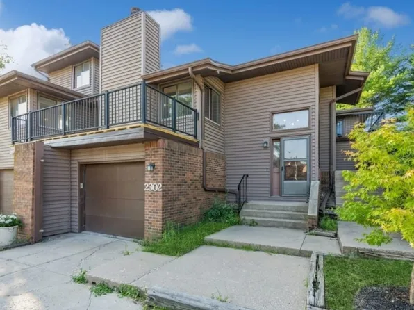 2302 Glenwood Dr #11, Des Moines, IA 50321