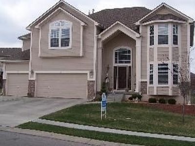 2505 SW 10th St, Blue Springs, MO, 64015