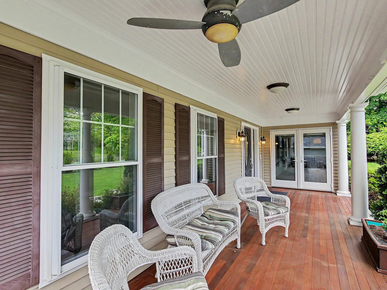 5 bed, 4780 sqft, $13,000 — Photo 3