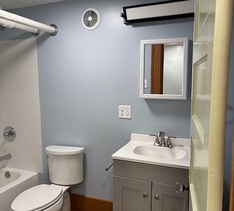 5th image of 319 Brockway Ave