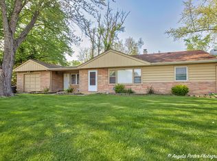 486 Maplewood Dr, Antioch, IL 60002