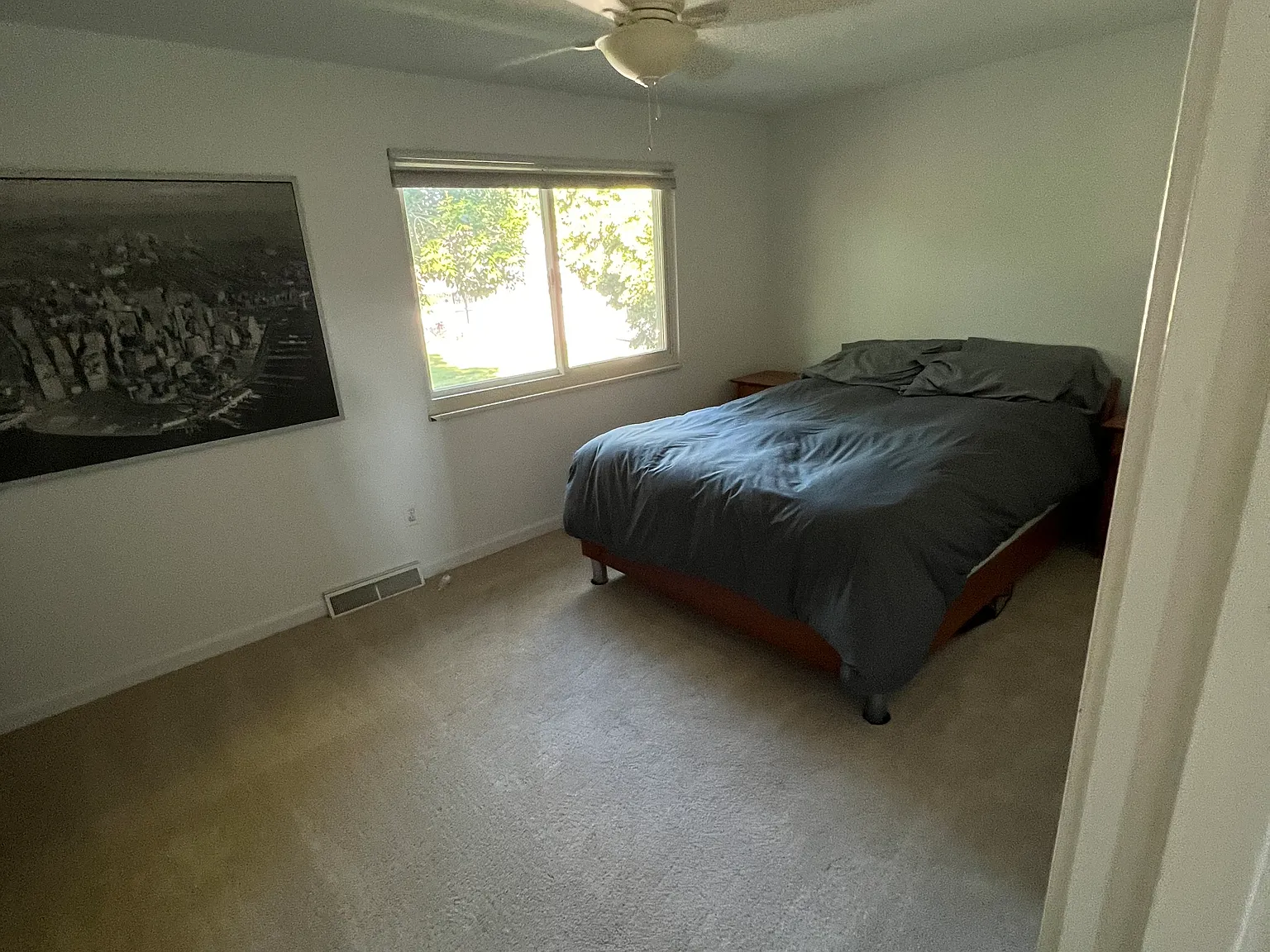 4 bed, 2.5 bath, 1686 sqft, $1,350 — Photo 2