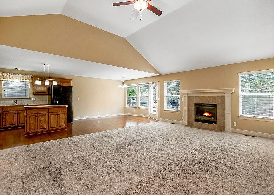 5847 Redbud St, Shawnee, KS 66218 | Zillow