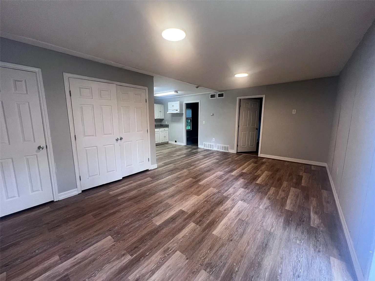 2 bed, 1.0 bath, 1536 sqft, $800 — Photo 3