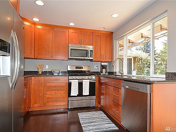 2nd image of 11030 104th Ave NE #1
