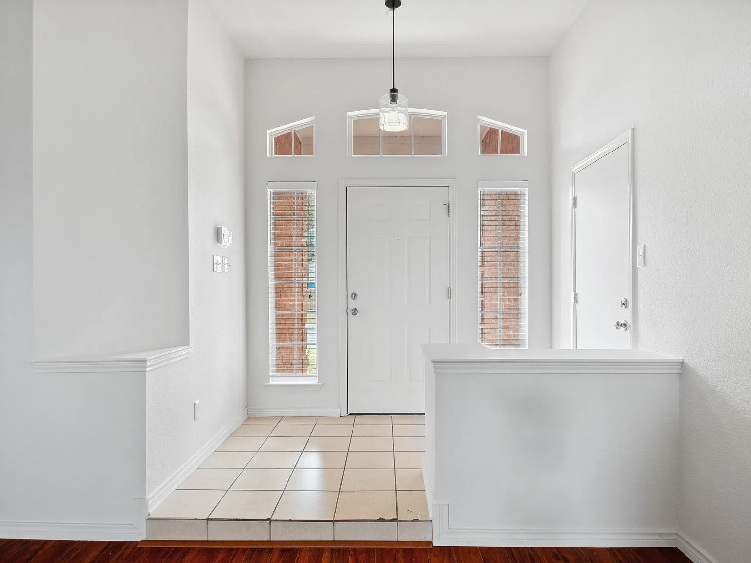 3 bed, 1684 sqft, $2,195 — Photo 2