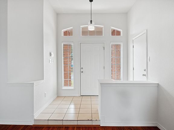2nd image of 7104 Dagon Dr