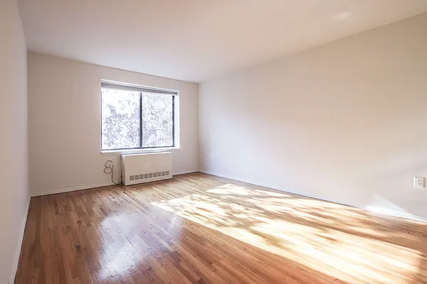 Rented by Avenues Real Estate | media 3