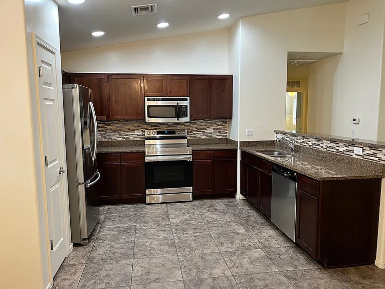 4137 E Shadow Branch Dr — Photo 67