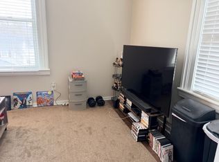 601 Blackburn Rd APT 3, Sewickley, PA 15143