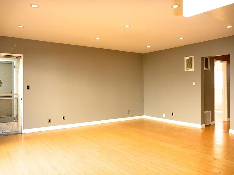 1527 Princeton St #2 — Photo 2