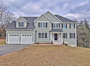 1 Applegate Rd, Medway, MA 02053