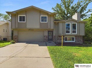 12708 S 38th St, Bellevue, NE 68123