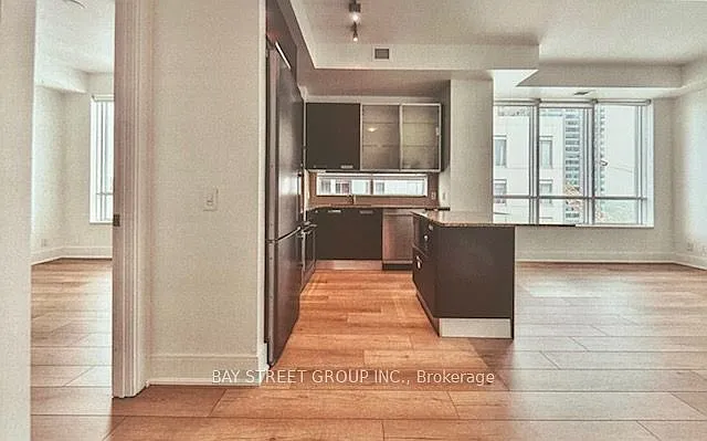 21 Balmuto St #2401 — Photo 2