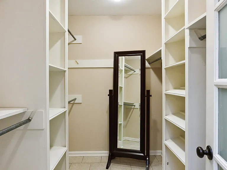1605 Redwood Way — Photo 22