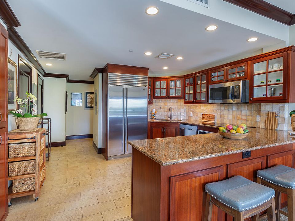 2nd image of 4-820 Kuhio Hwy APT F201