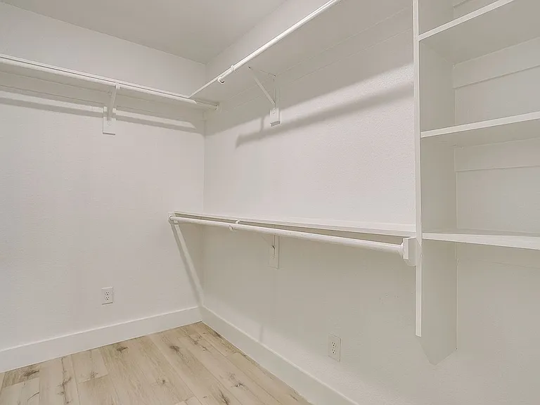 3214 Forest Park Blvd — Photo 31