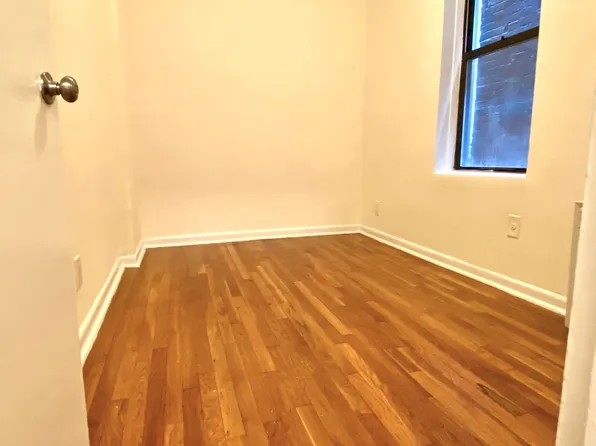 416 East 74th Street image 7 of 11