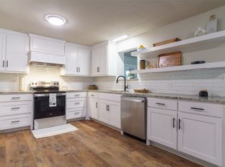 8208 Downe Dr, White Settlement, TX 76108