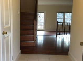 7703 Heatherton Ln, Potomac, MD 20854