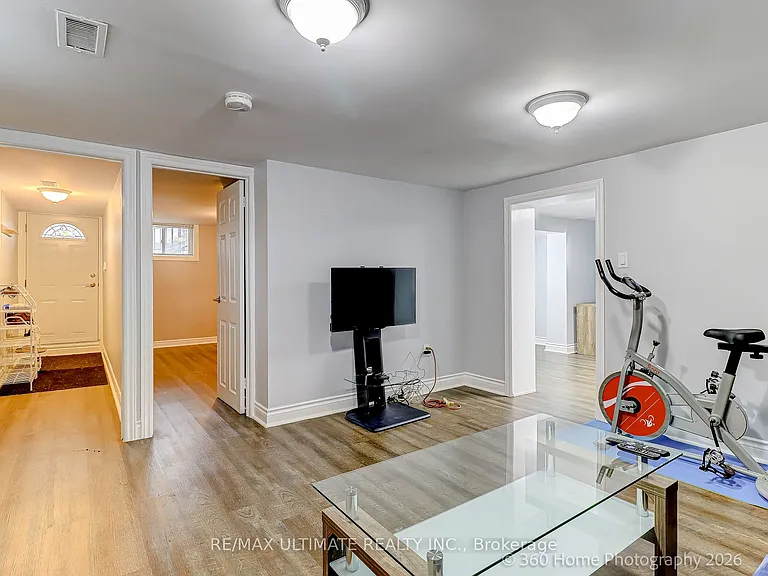 49 Gooderham Dr — Photo 4
