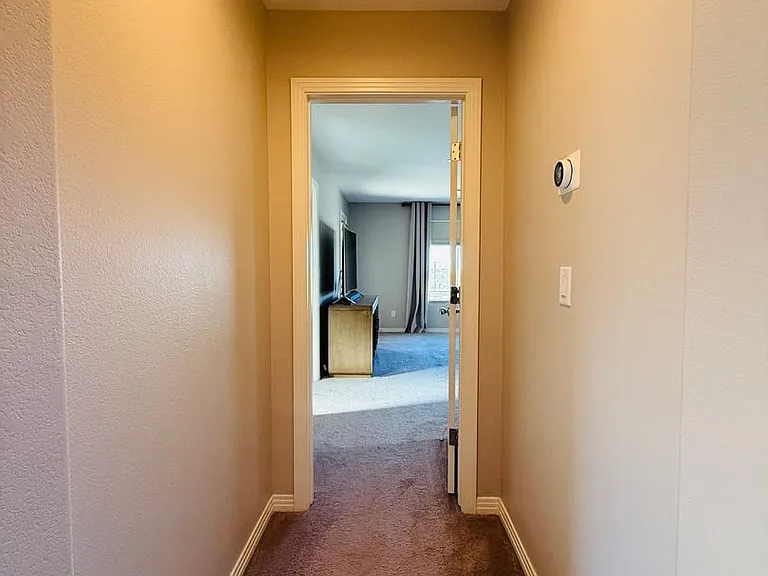3041 Savella Ave — Photo 21