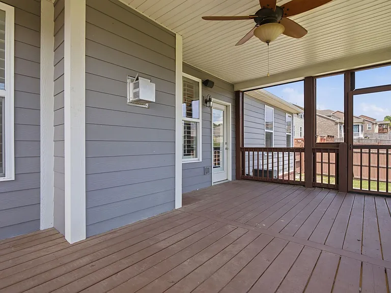 5036 Winslow Dr — Photo 31