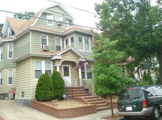 85-16 94th St, Jamaica, NY 11421