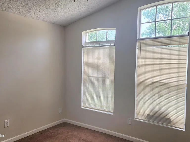 6188 Pettiford Dr W — Photo 7