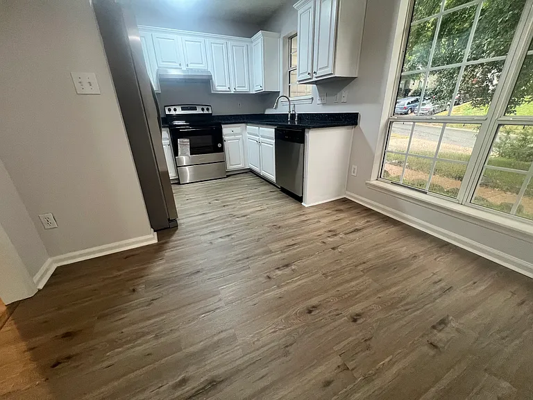 5805 Pennycross Ln — Photo 6