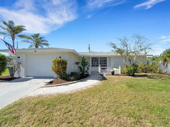 1136 Flamingo Rd, Venice, FL 34293