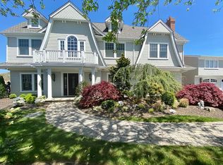 125 Canal Rd, Oakdale, NY 11769