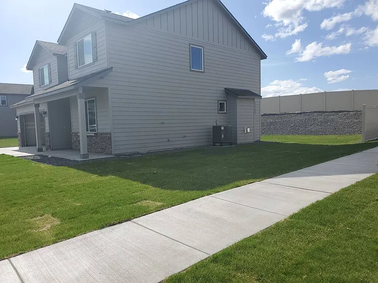 4208 W Heaverlo Dr — Photo 7