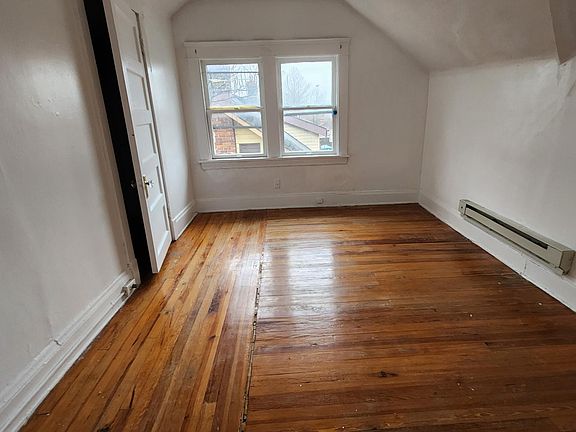 5th image of 3305 E Overlook Rd APT 3