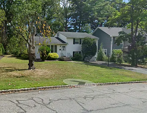 24 Countryside Dr Photo 1