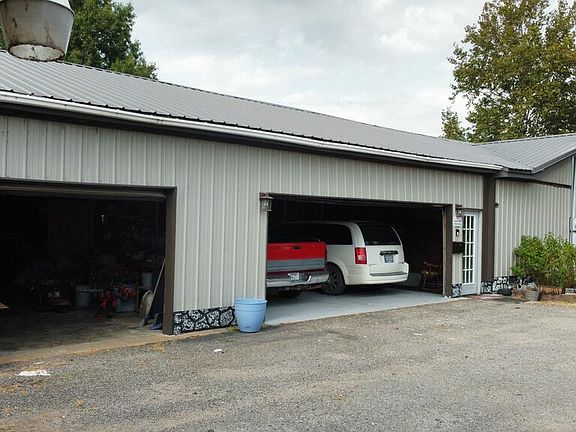 3rd image of 4371 Northside Dr #181