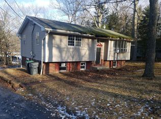 115 Slaymaker Rd, Milford, PA 18337