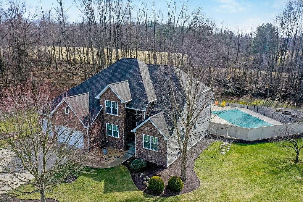 3971 Horizon Dr, Ontario, OH 44903 Zillow