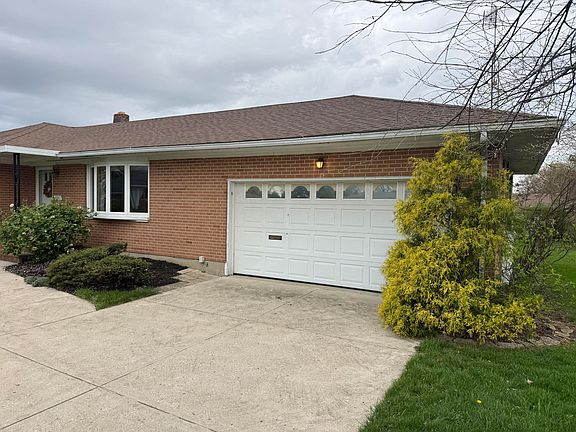 2nd image of 4841 Chippendale Dr